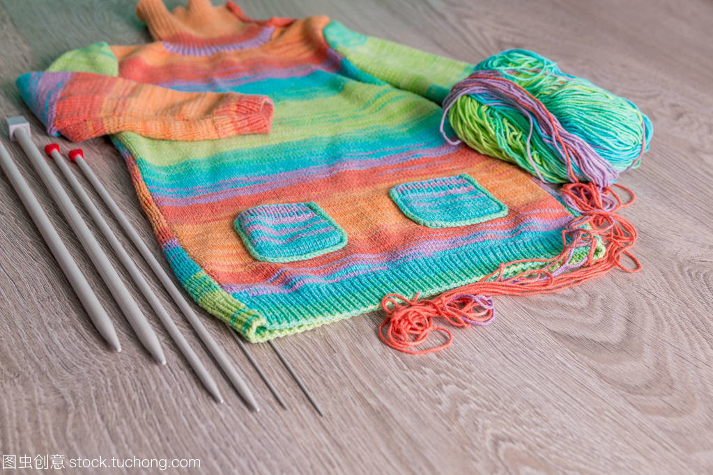 針織與手工藝術 多彩毛衫的溫暖傳承